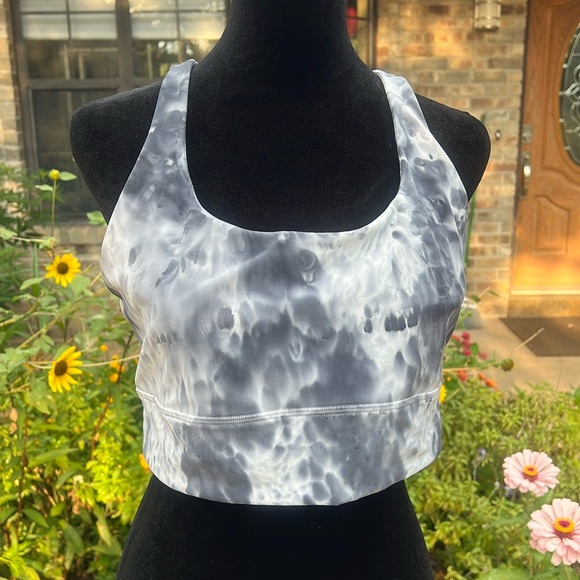 lululemon athletica Other - Energy long line. Lululemon size 14